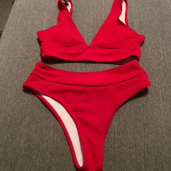 ☀️ SHEIN Bright Red Bikini - Picture 1 of 3